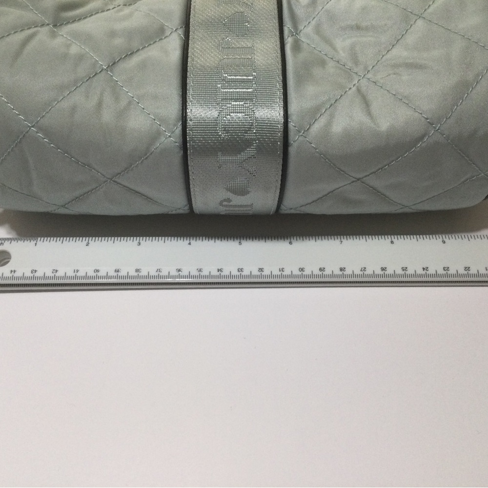 Juicy Couture Quilted Green Shoulder Bag - Picture 8 of 13
